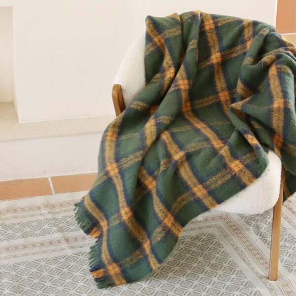 Green Plaid Throw Blanket for Couch, Checkered Throw Blanket for Home Decor, Soft Lightweight Cozy All Season Decorative Vintage Blankets with Tassel for Bed and Sofa, 50'' x 60''