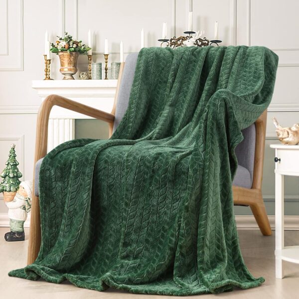 Fleece Throw Blankets, Super Soft Flannel for Adults, Washable Lightweight Blanket for Couch Sofa Bed Office, Warm Plush Blankets for All Season (50"×60", Green)